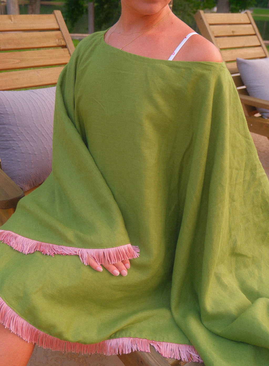 Cool Auntie Poolside Cape in Grasshopper Green