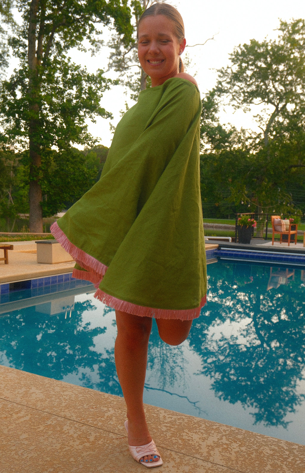 Cool Auntie Poolside Cape in Grasshopper Green